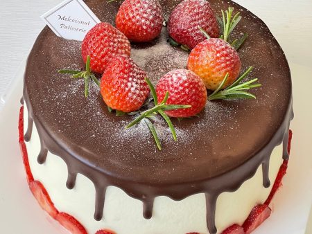 Strawberry With Chocolate Drip Cake For Cheap